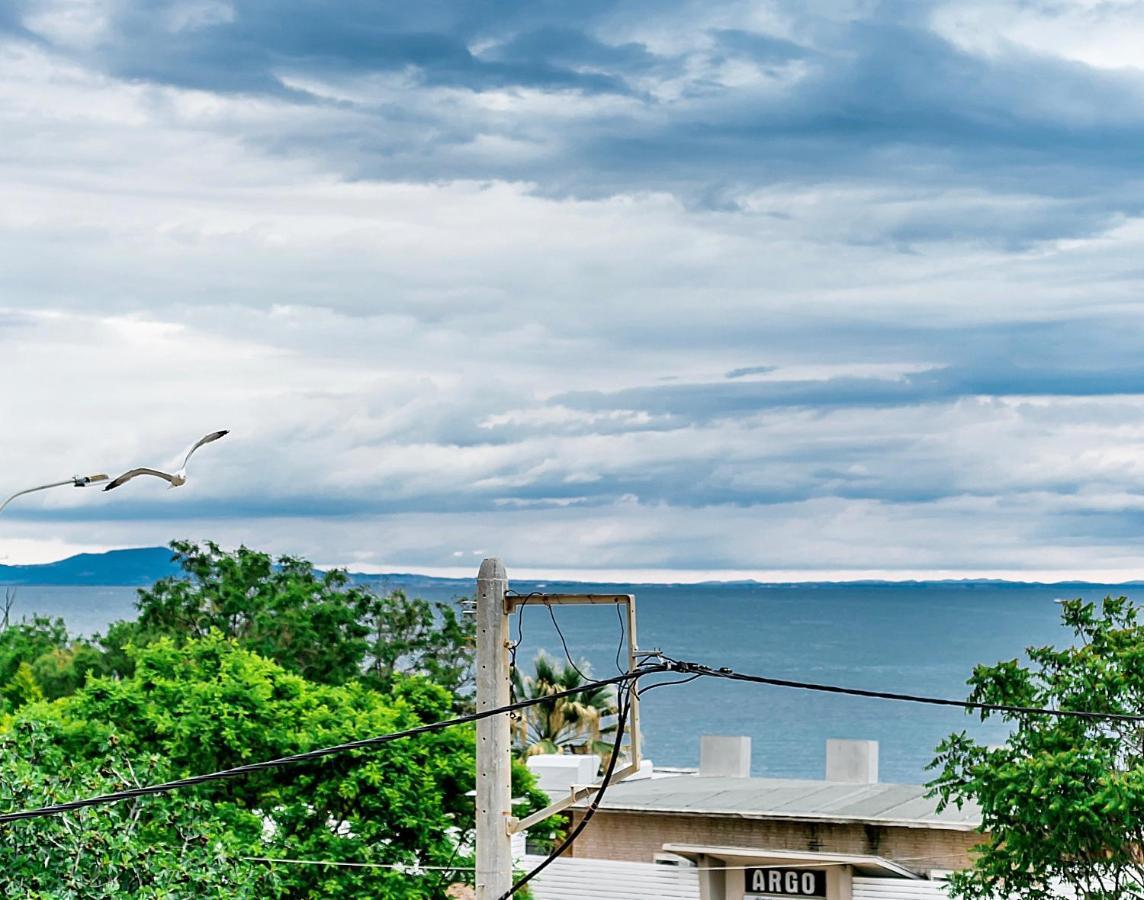 Daire B12 New & Modern Seafront *
